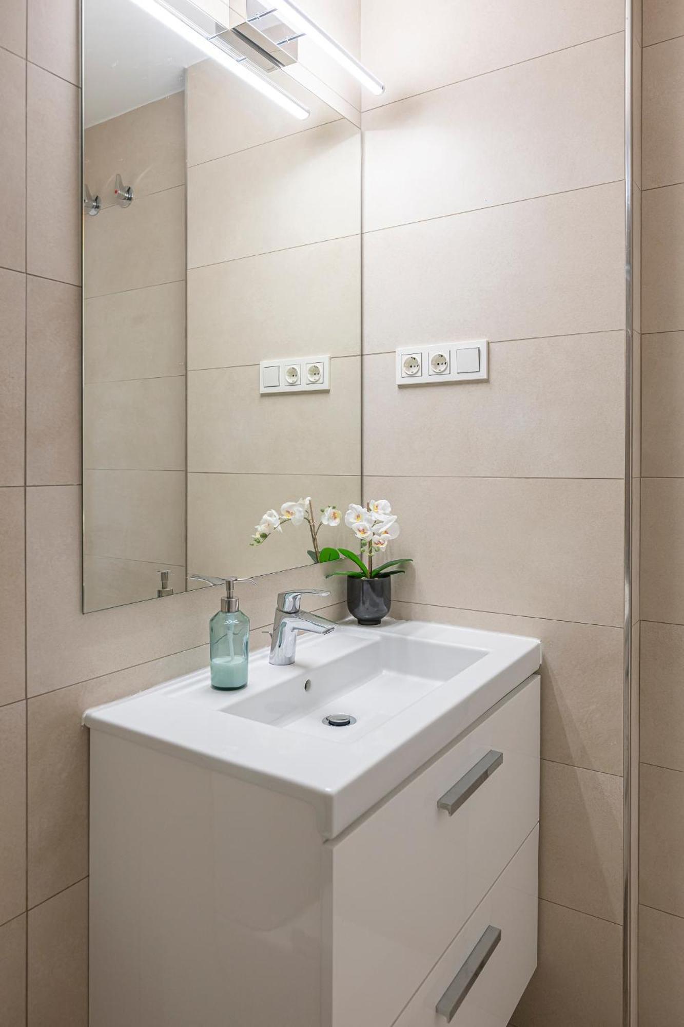 Appartamento Dolmen Group-apartment Martiricos